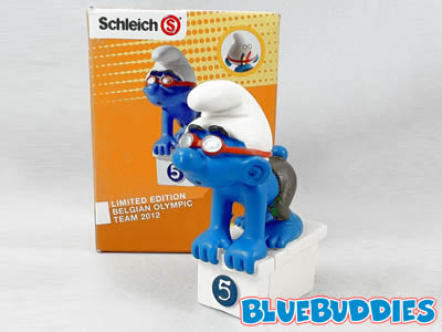 40266 Olympic Smurf Swimmer