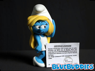 Smurfette Statue & Certificate