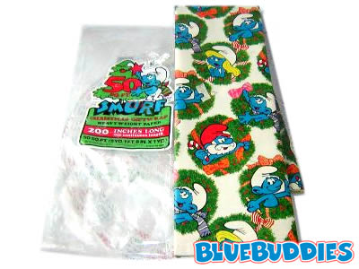 Christmas Gift Wrap - Smurfs in Wreaths