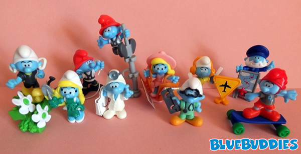 Kinder smurfs from 2022